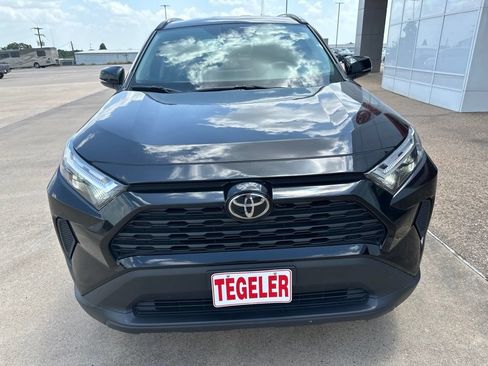 Used 2024 Toyota RAV4 XLE FWD image 2