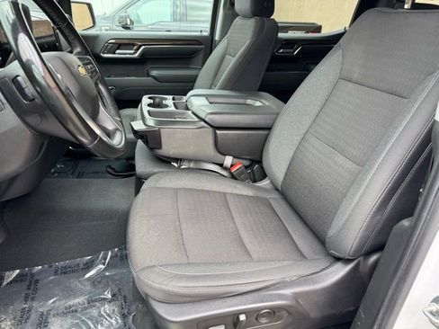 Used 2024 Chevrolet Silverado 1500 LT AWD/4WD image 5