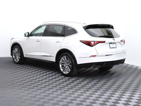Used 2023 Acura MDX SH-AWD w/ Advance Package image 7