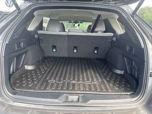 Used 2025 Subaru Outback Premium w/ Popular Package #1A AWD/4WD image 12
