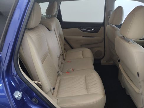 Used 2017 Nissan Rogue SV FWD image 19