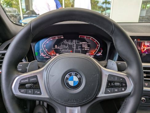 Used 2021 BMW 330i Sedan w/ M Sport Package RWD image 28