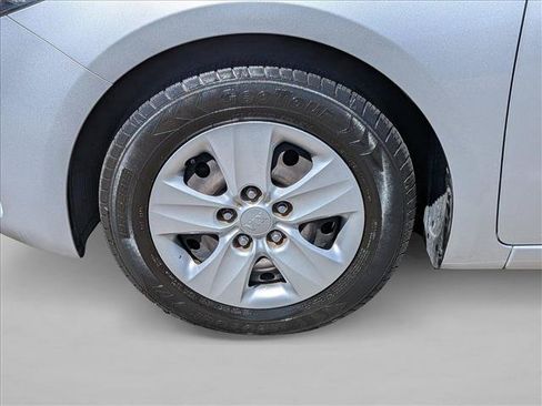 Used 2018 Kia Forte LX w/ LX Rear Camera Package FWD image 21