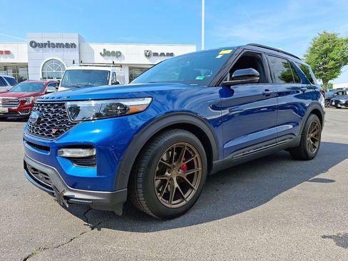 Used 2020 Ford Explorer ST w/ ST Street Pack AWD/4WD image 3