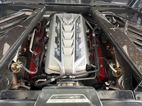 Used 2025 Chevrolet Corvette Stingray Premium Cpe w/ Z51 Performance Package RWD image 14