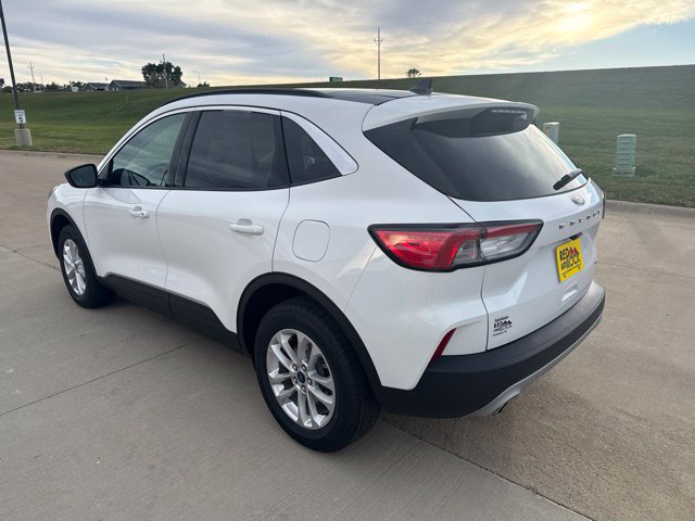 Used 2022 Ford Escape SE w/ Convenience Package AWD/4WD image 5