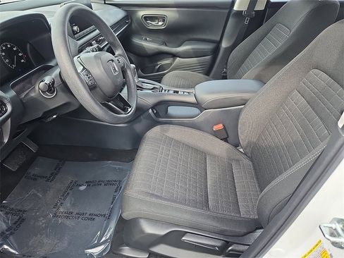 Certified 2023 Honda HR-V LX image 24