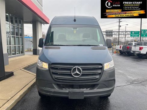 Used 2019 Mercedes-Benz Sprinter 170 image 2