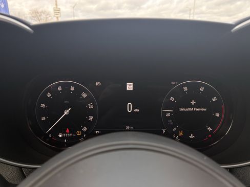 Certified 2025 Alfa Romeo Giulia AWD w/ Driving Assist Package image 16