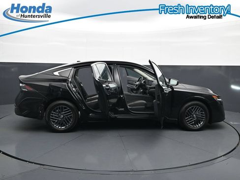 Used 2026 Nissan Sentra SV w/ Floor Mat Package FWD image 40