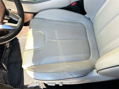 Used 2020 Hyundai Palisade Limited image 20