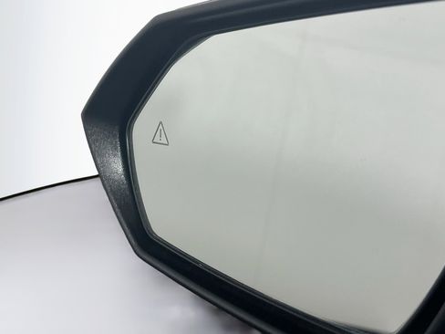 Used 2025 Hyundai Elantra SEL image 16