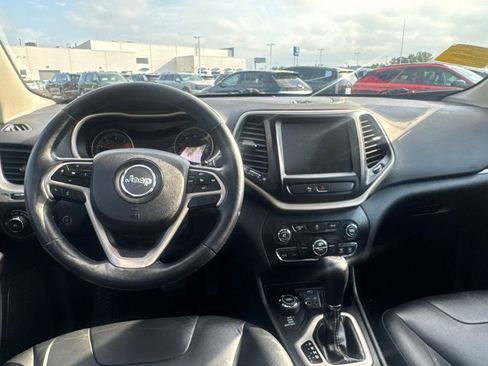 Used 2018 Jeep Cherokee Limited AWD/4WD image 20