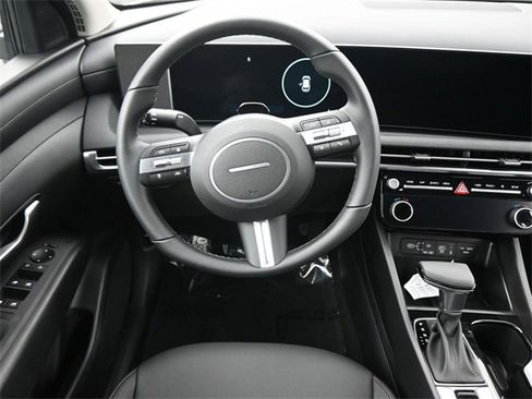 New 2026 Hyundai Tucson SEL image 13