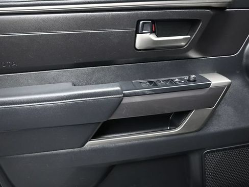 Used 2022 Toyota Tundra SR5 RWD image 8