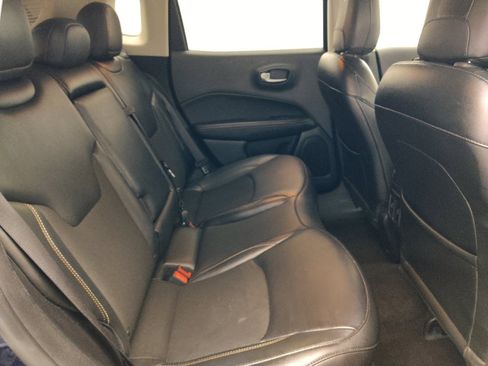 Used 2021 Jeep Compass Latitude FWD image 19