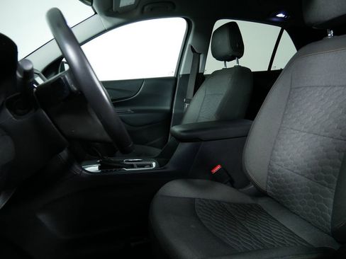 Used 2018 Chevrolet Equinox LT image 15