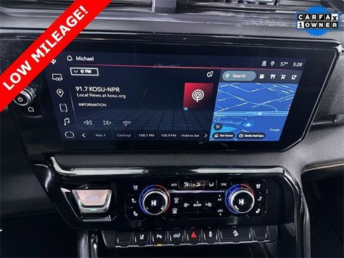 Used 2025 GMC Sierra 2500 AT4 image 13