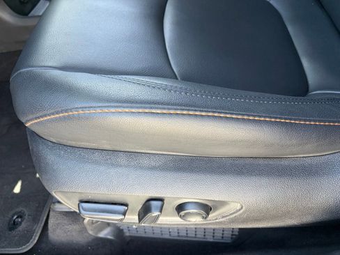 Used 2021 Toyota Sienna XSE w/ Protection Package (TMS) FWD image 5
