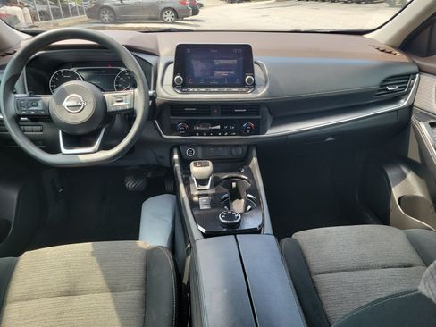 Used 2023 Nissan Rogue SV AWD/4WD image 15