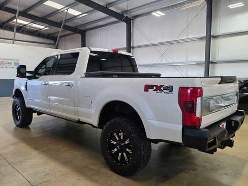 Used 2017 Ford F350 Platinum image 8