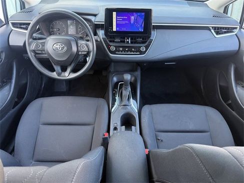 Used 2025 Toyota Corolla LE image 11