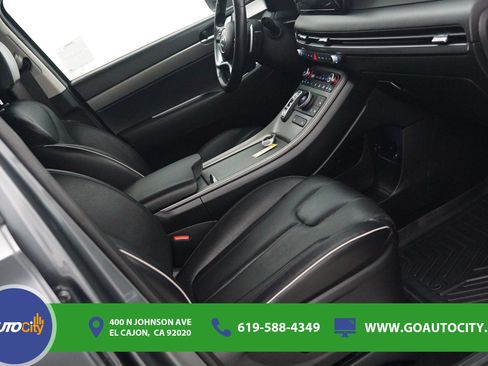 Used 2023 Hyundai Palisade SEL FWD image 8