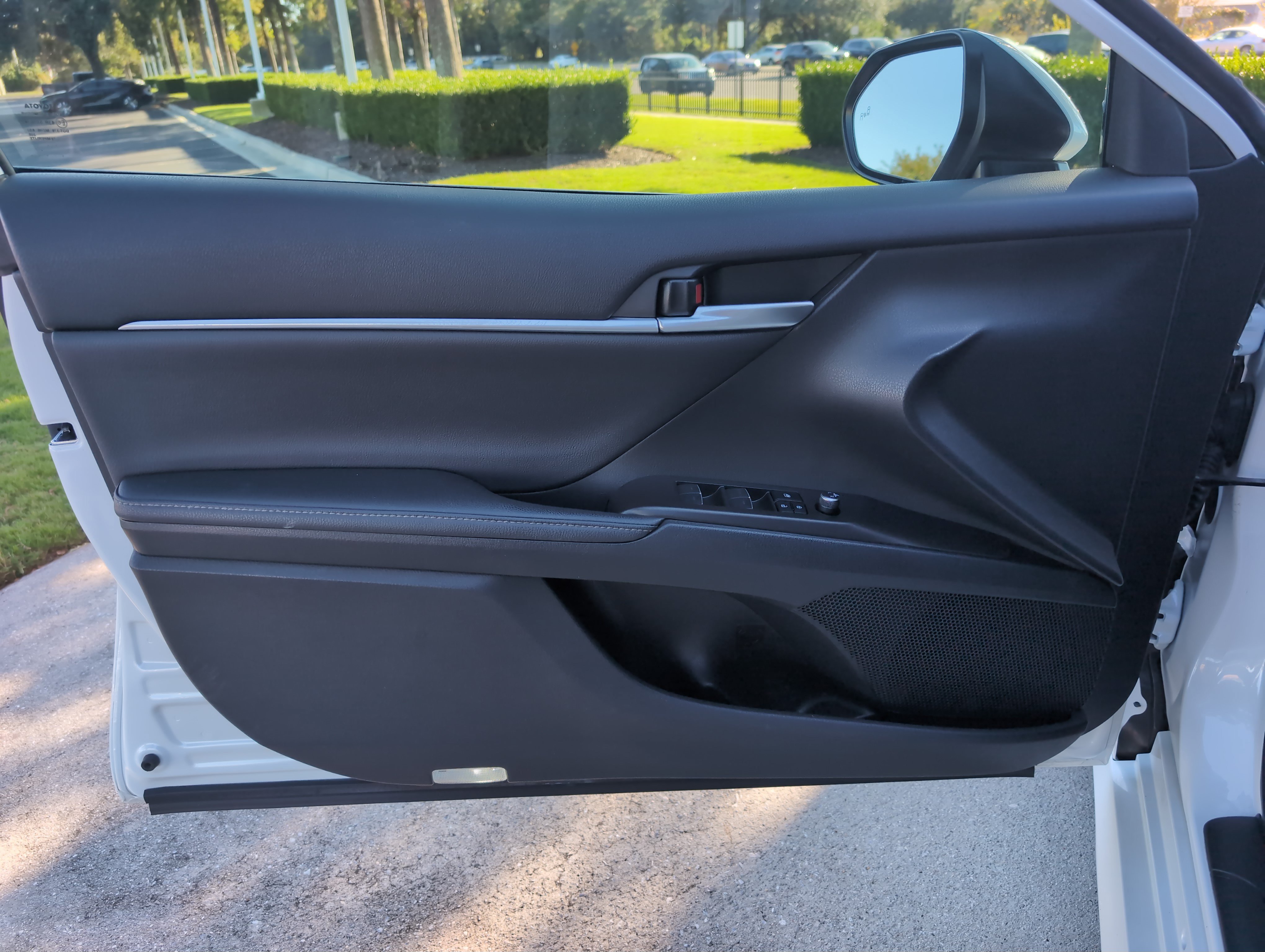 Certified 2023 Toyota Camry XLE w/ Navigation Package FWD image 14