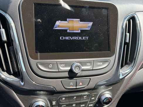Used 2024 Chevrolet Equinox RS w/ RS Leather Package FWD image 9