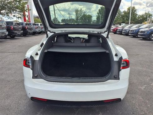 Used 2017 Tesla Model S 60D image 10