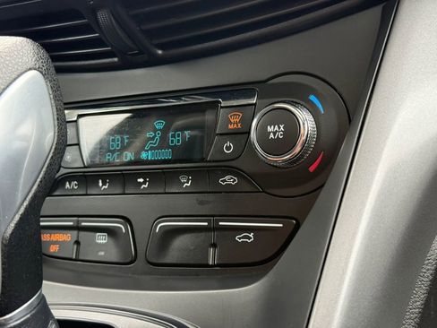 Used 2015 Ford Escape SE w/ Equipment Group 201A AWD/4WD image 37