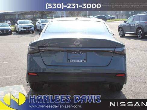 New 2026 Nissan Sentra SL w/ Floor Mat Package image 8