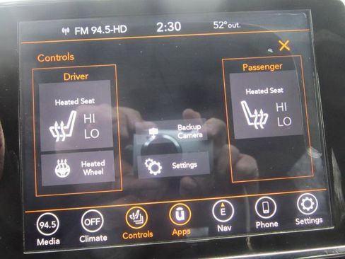 Used 2020 Jeep Grand Cherokee Altitude image 20