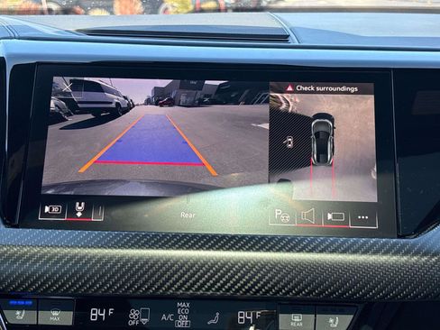 Used 2022 Audi e-tron GT Prestige image 21