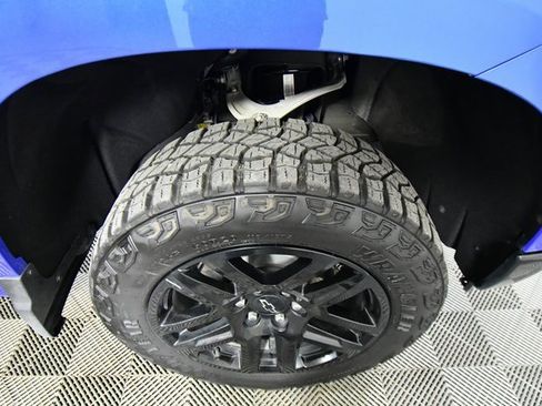 Used 2025 Chevrolet Silverado 1500 LT Trail Boss w/ Convenience Package II image 17