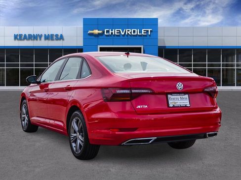 Used 2019 Volkswagen Jetta R-Line FWD image 4