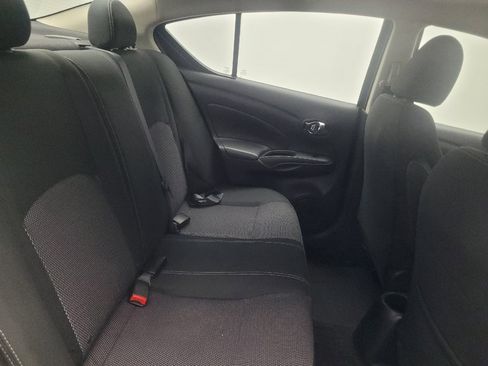 Used 2018 Nissan Versa SV FWD image 19