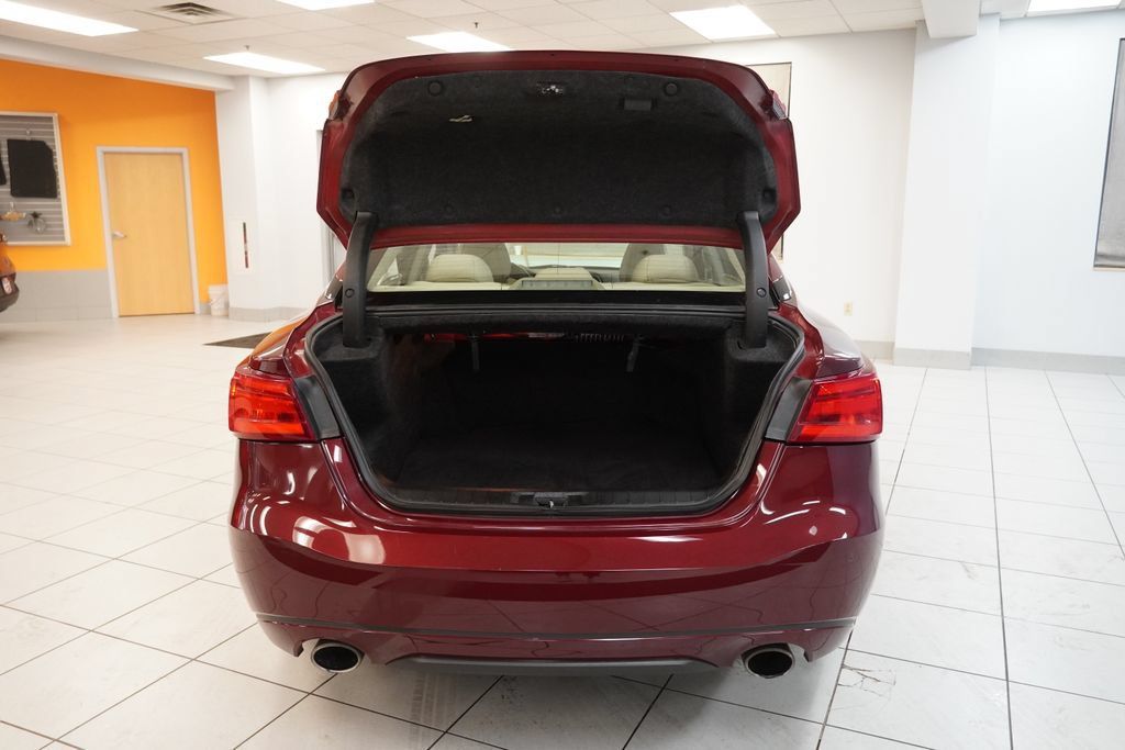 Used 2018 Nissan Maxima 3.5 SL FWD image 10