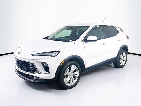 Used 2024 Buick Encore GX Preferred FWD image 3