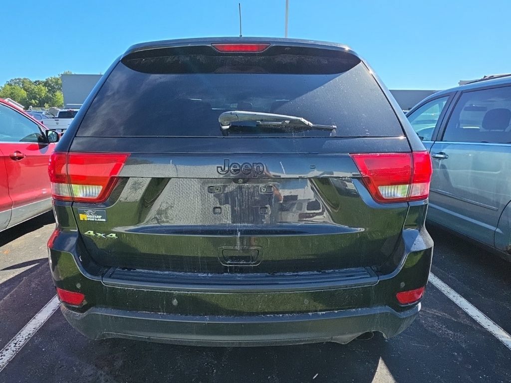 Used 2013 Jeep Grand Cherokee Altitude AWD/4WD image 7