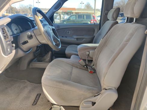 Used 2004 Toyota Tacoma 4x4 Xtracab image 18