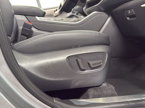 New 2026 Toyota Highlander Platinum image 21