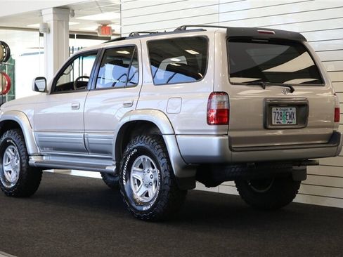 Used 2000 Toyota 4Runner Limited AWD/4WD image 6