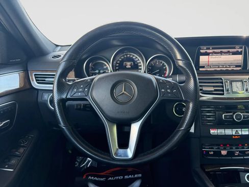 Used 2015 Mercedes-Benz E 350 4MATIC Sedan w/ Premium 1 Package image 28