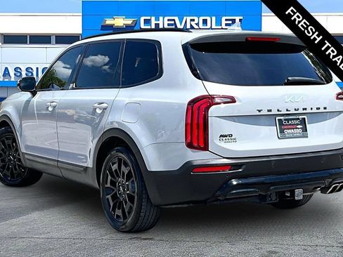 Used 2022 Kia Telluride SX w/ SX Prestige Package AWD/4WD image 3