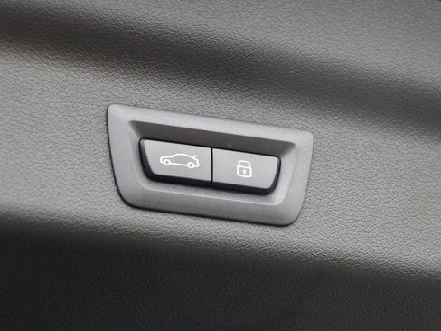 Certified 2025 BMW X1 xDrive28i w/ Convenience Package image 38