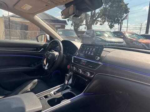 Used 2021 Honda Accord EX-L image 18