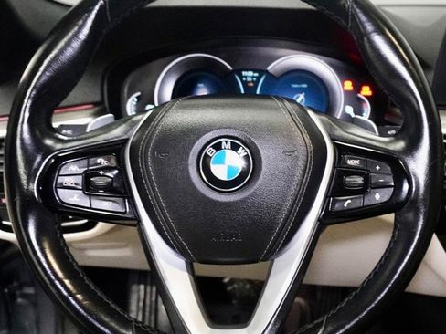 Used 2018 BMW 540i image 12