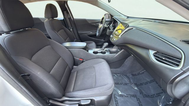 Used 2025 Chevrolet Malibu LT FWD image 25