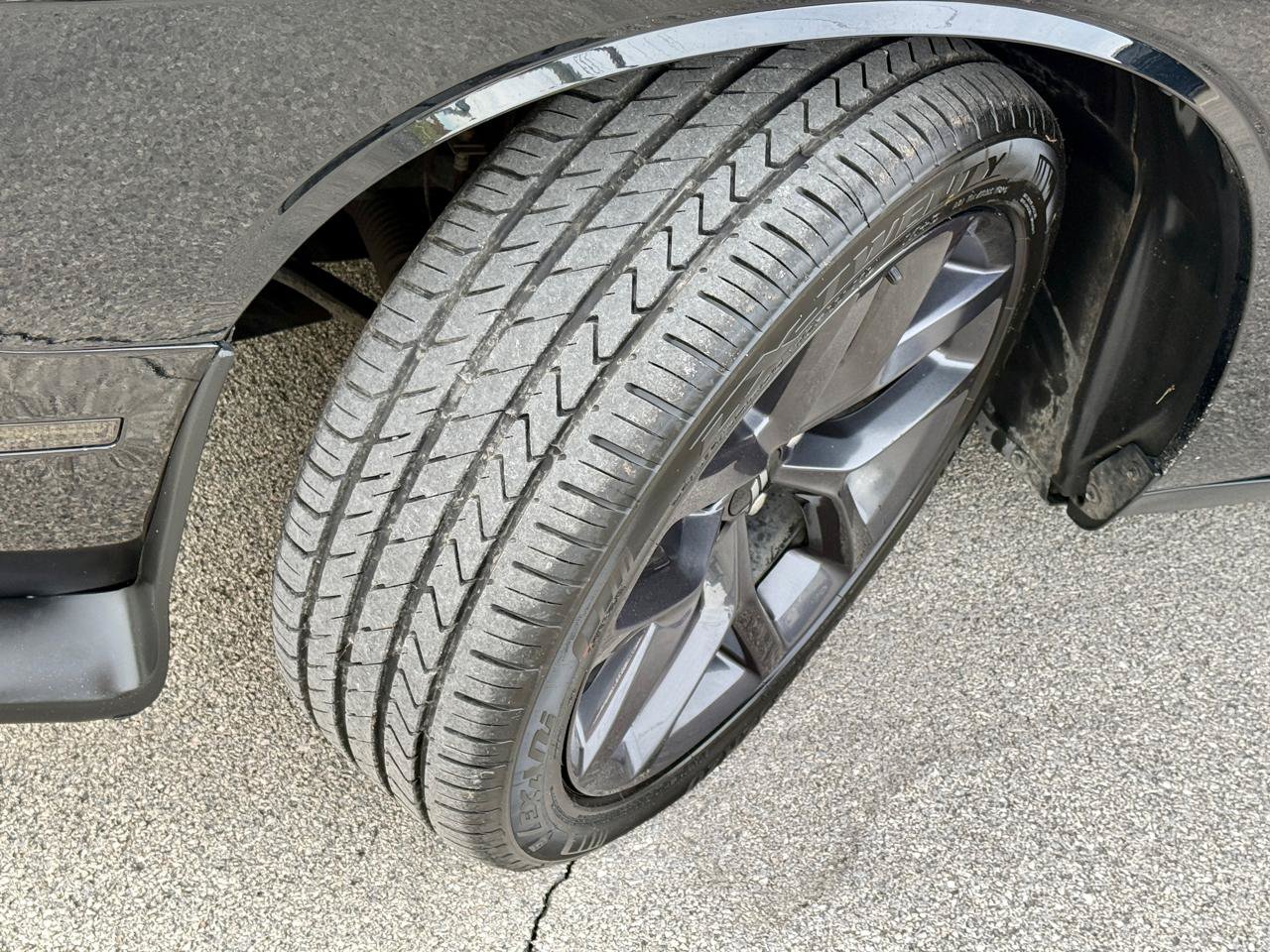 Used 2019 Dodge Challenger R/T RWD image 15